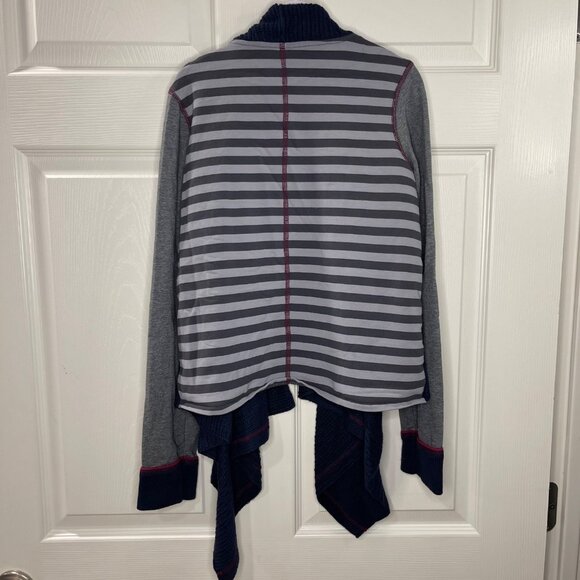 Matilda Jane 435 Sweater Weather Cardigan Girls Size 16 Blue Gray Striped Knit - Picture 5 of 10